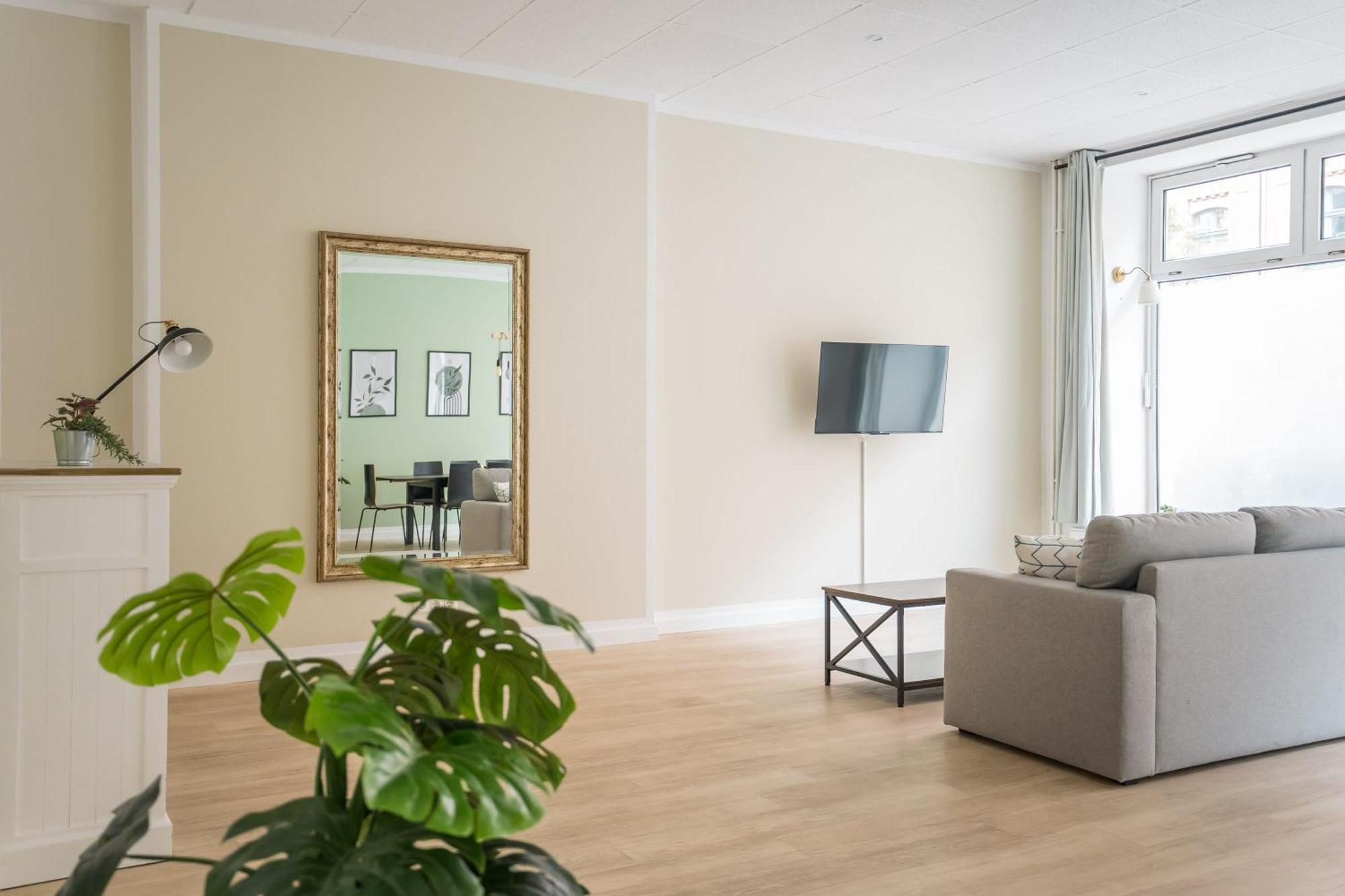 Spacious Family With 2 Bedrooms Apartamento *